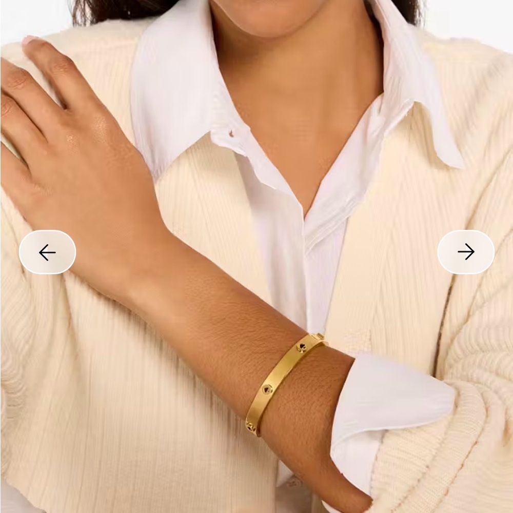 KATE SPADE SPOT THE SPADE STUDDED HINGED BANGLE - Picture 3 of 4